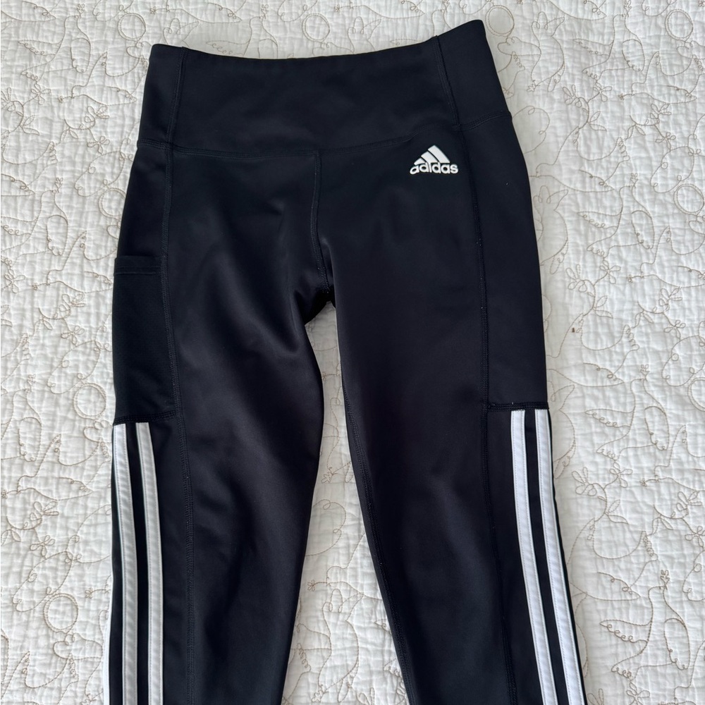 Adidas ankle length leggings